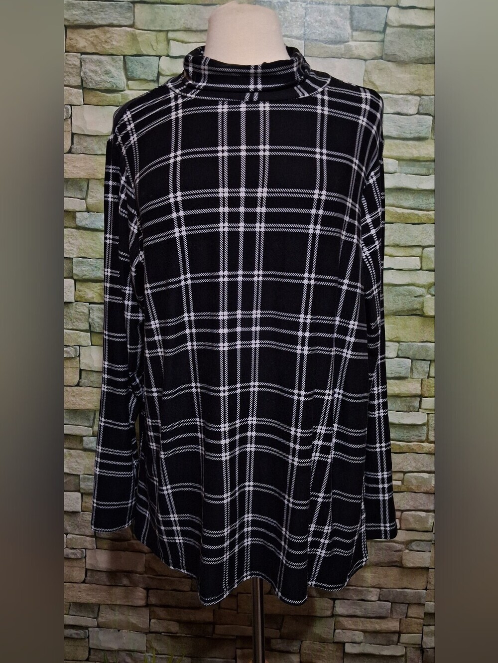 Classic 1X Black & White Plaid Turtleneck Sweater